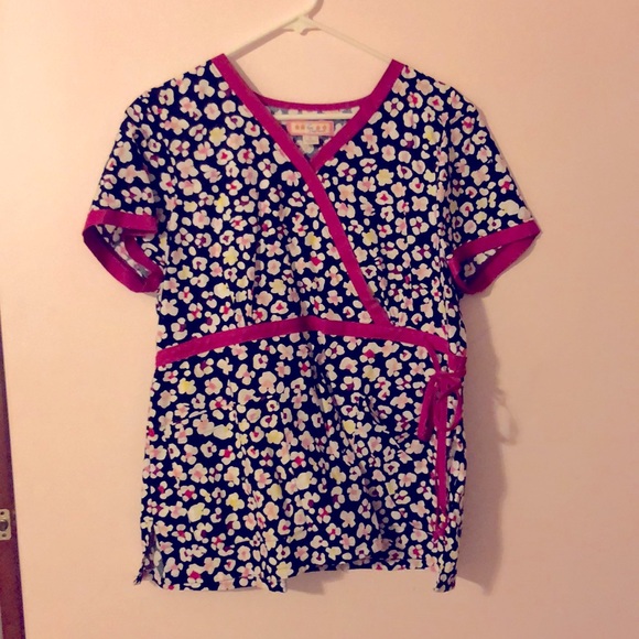 COPY - Koi printed scrubs top, size large